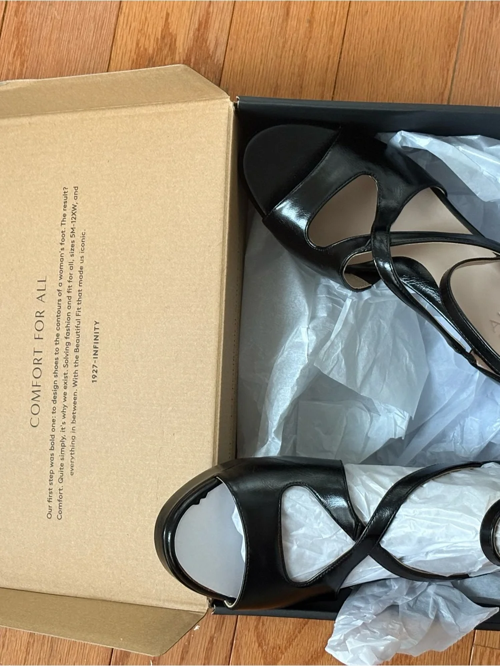 Naturalizer Alicia Black Platform Sandals